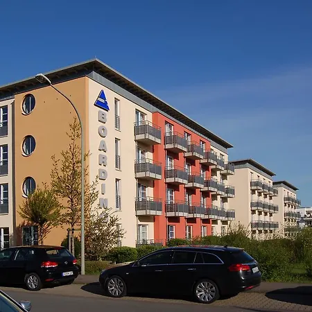 Boardinghouse Campus Lounge